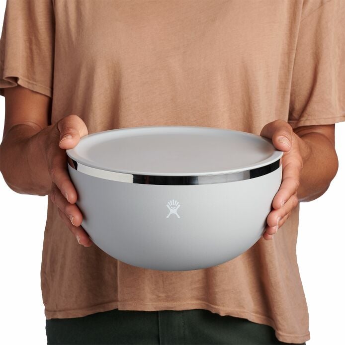 3-qt-serving-bowl-with-lid-u4 OKB3035-Birch-HB.jpg