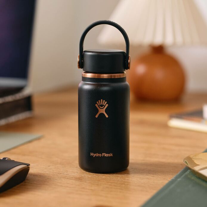 arc-collection-micro-hydro-200-ml-k8 black_-_lifestyle_1.jpeg