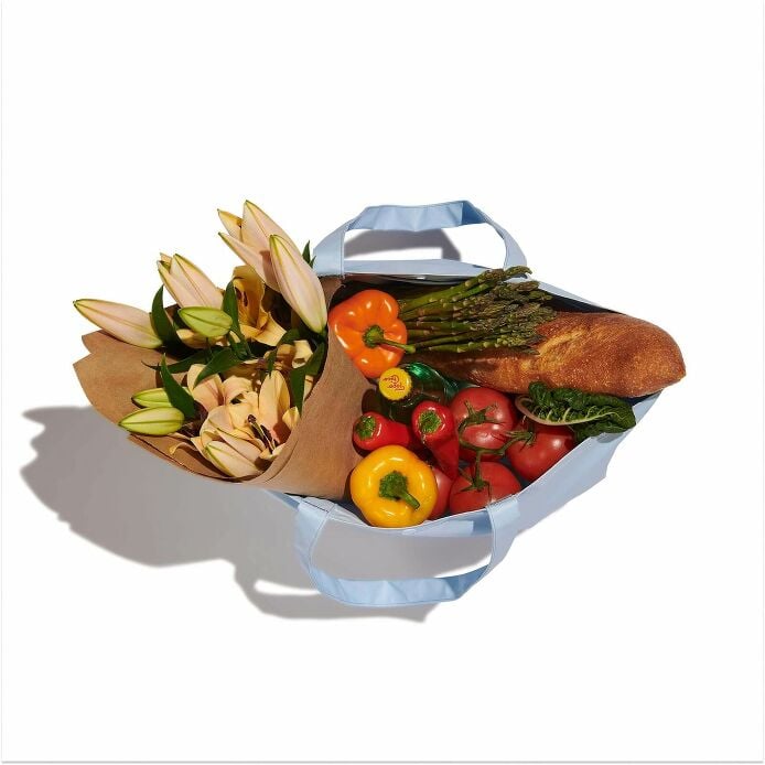 20-l-tag-along-tote-s0 group_98_1.jpg