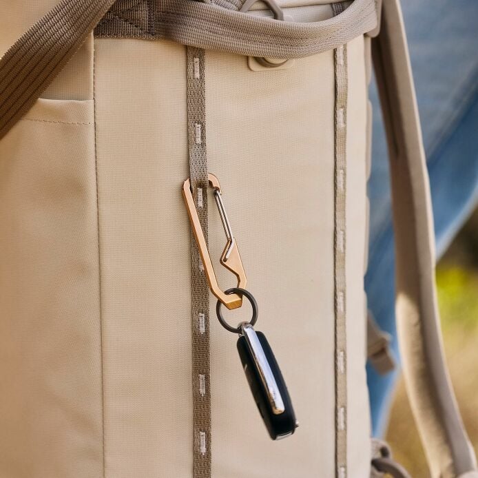 carryouttm-backpack-22-l-j8 hf_carryout_bouwer_d1_l1_torrey_pines_lifestyle_1838_2.jpg