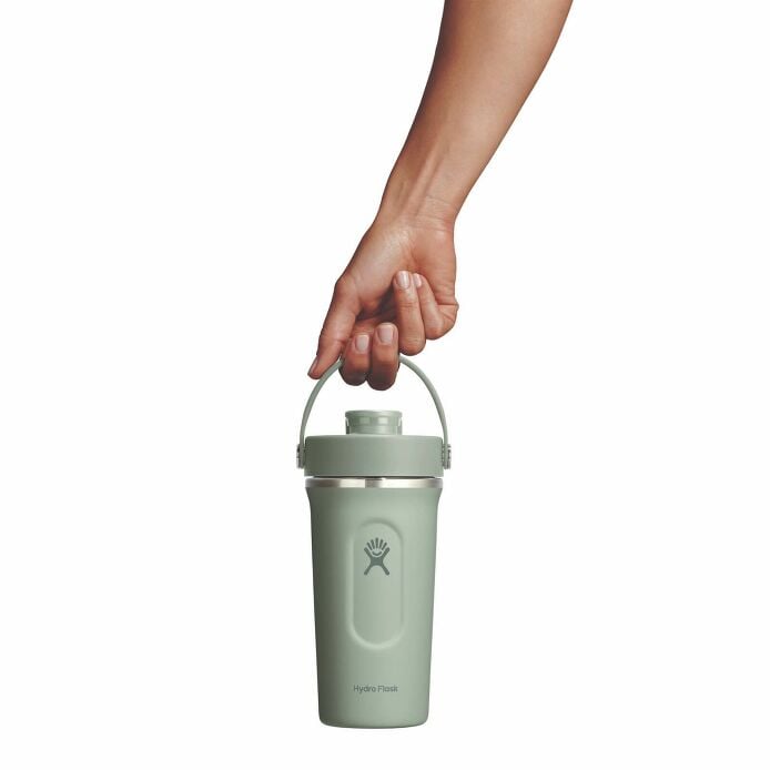 gym-bundle-k3 mxcc24374_24ozinsulatedshakerbottle_agave_hb_1.jpg
