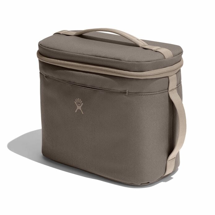 8-l-insulated-lunch-bag-t9 sl8217_8linsulatedlunchbag_sandpiper_angled.jpg